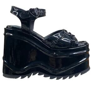 Demonia Women’s Wave 09 Heart Charm Black Platform Sandal Size US 10